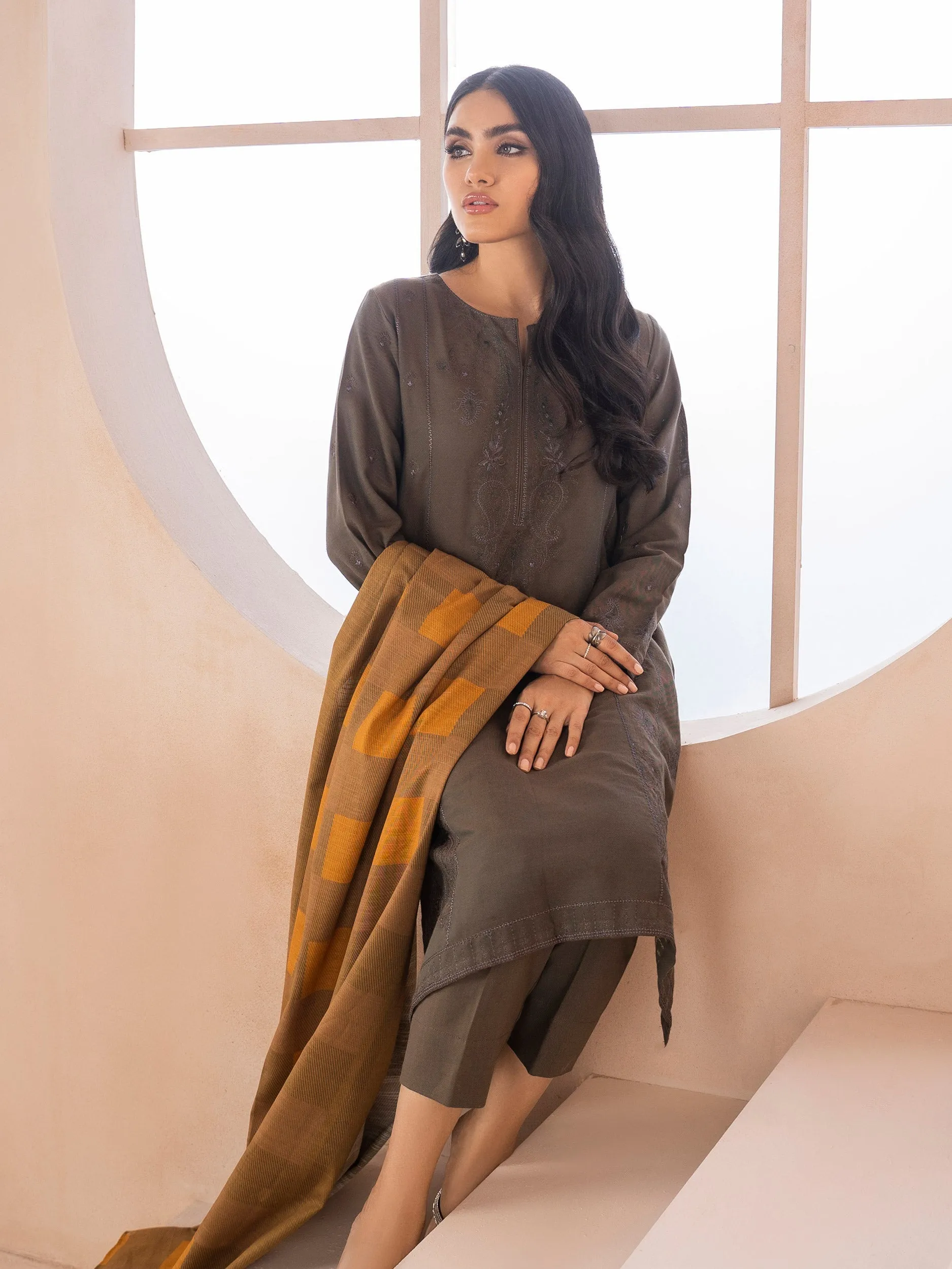 3 Piece Embroidered Yarn Dyed Suit | Lime Light Women Eid Collection 2023