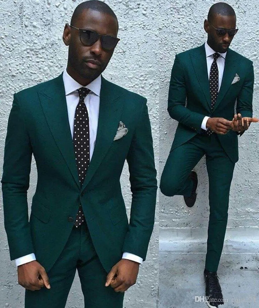 Dark Green Slim Fit Formal Mens Business Suit Classy Peaked Laple Prom Suits