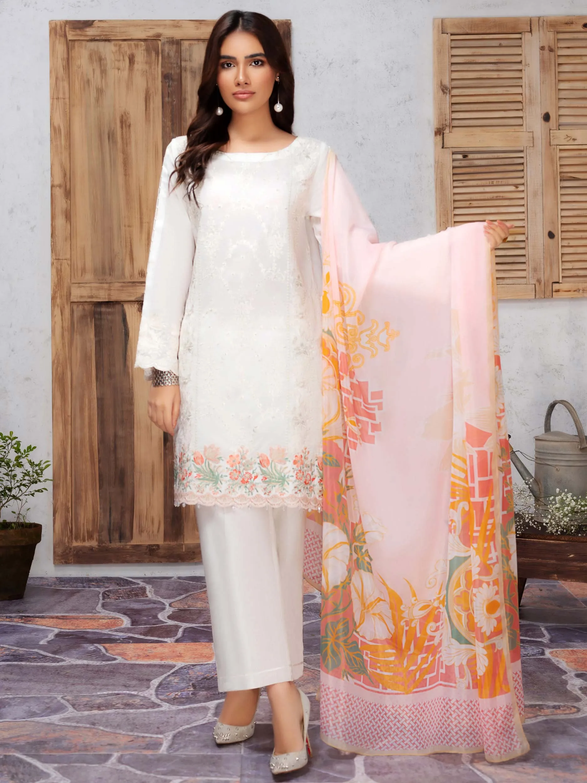 Embroidered Lawn 3 Piece Suit | Lime Light Women Eid Collection 2023