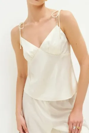 Grozny Cream Top