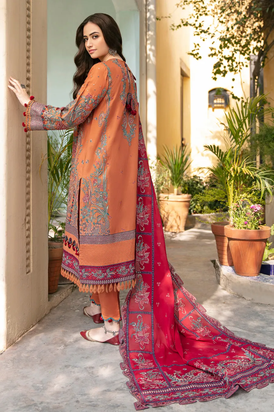 JAZMIN SHAHKAAR LAWN SS'23 | Vol 2 | GULISTAN