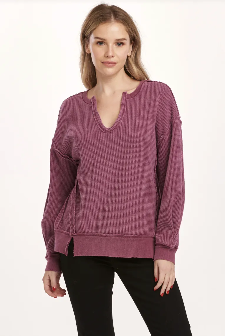 Marlowe  V-Neck DKN2111