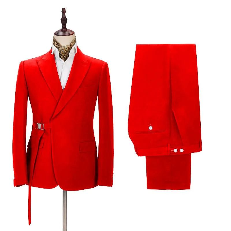 Passionate Bright Red Men's Formal Suit Online Peak Lapel Buckle Button Casual Suit for Men