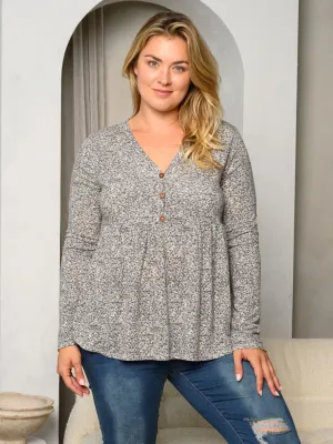 PLUS SIZE LONG SLEEVE V-NECK FLORAL TOP
