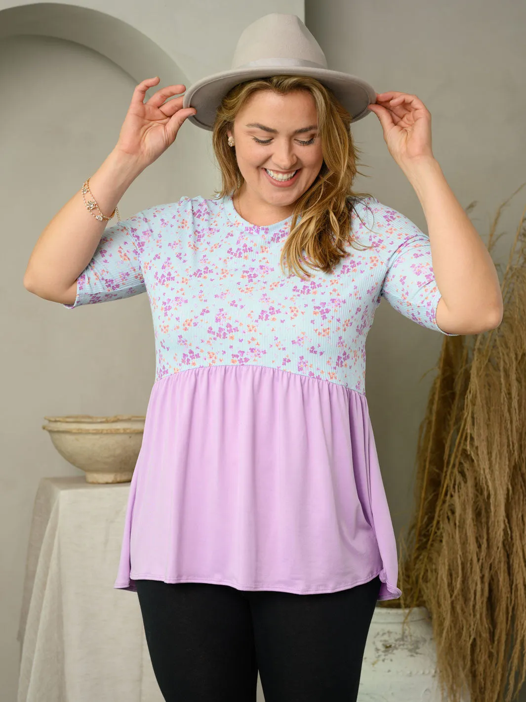 PLUS SIZE SHORT SLEEVE FLORAL BABYDOLL TOP