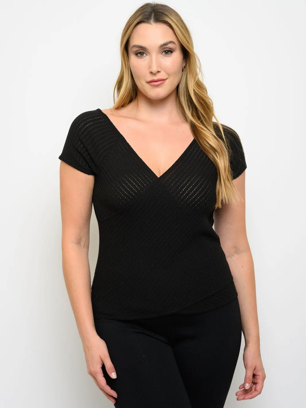 PLUS SIZE V-NECK WRAP SHORT SLEEVE TOP