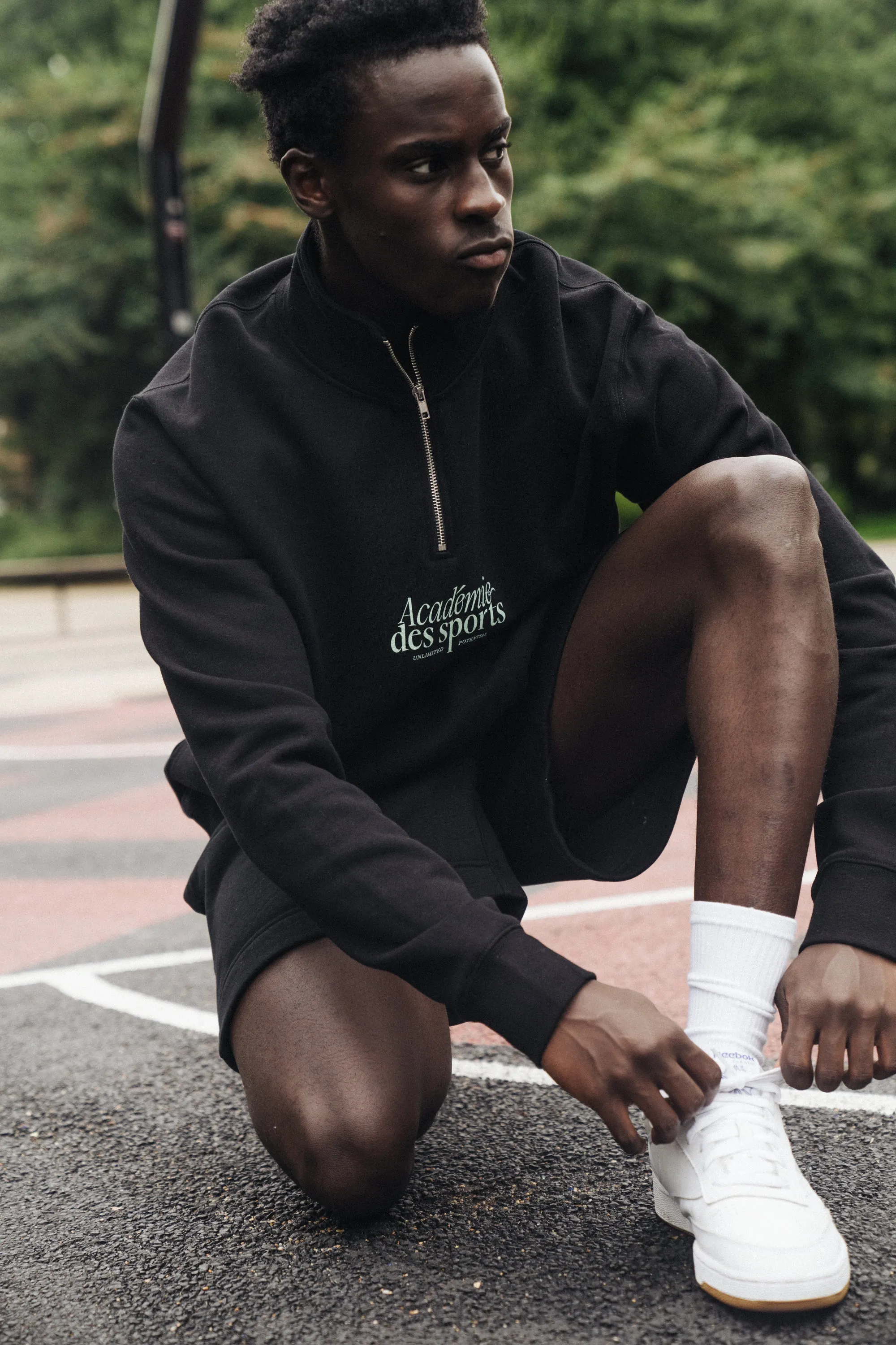Vice 84 'Académie Des Sports Script' 1/4 Zip Sweater - Black