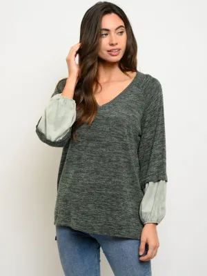 WOMEN'S BALLOON SLEEVE V-NECK TOP