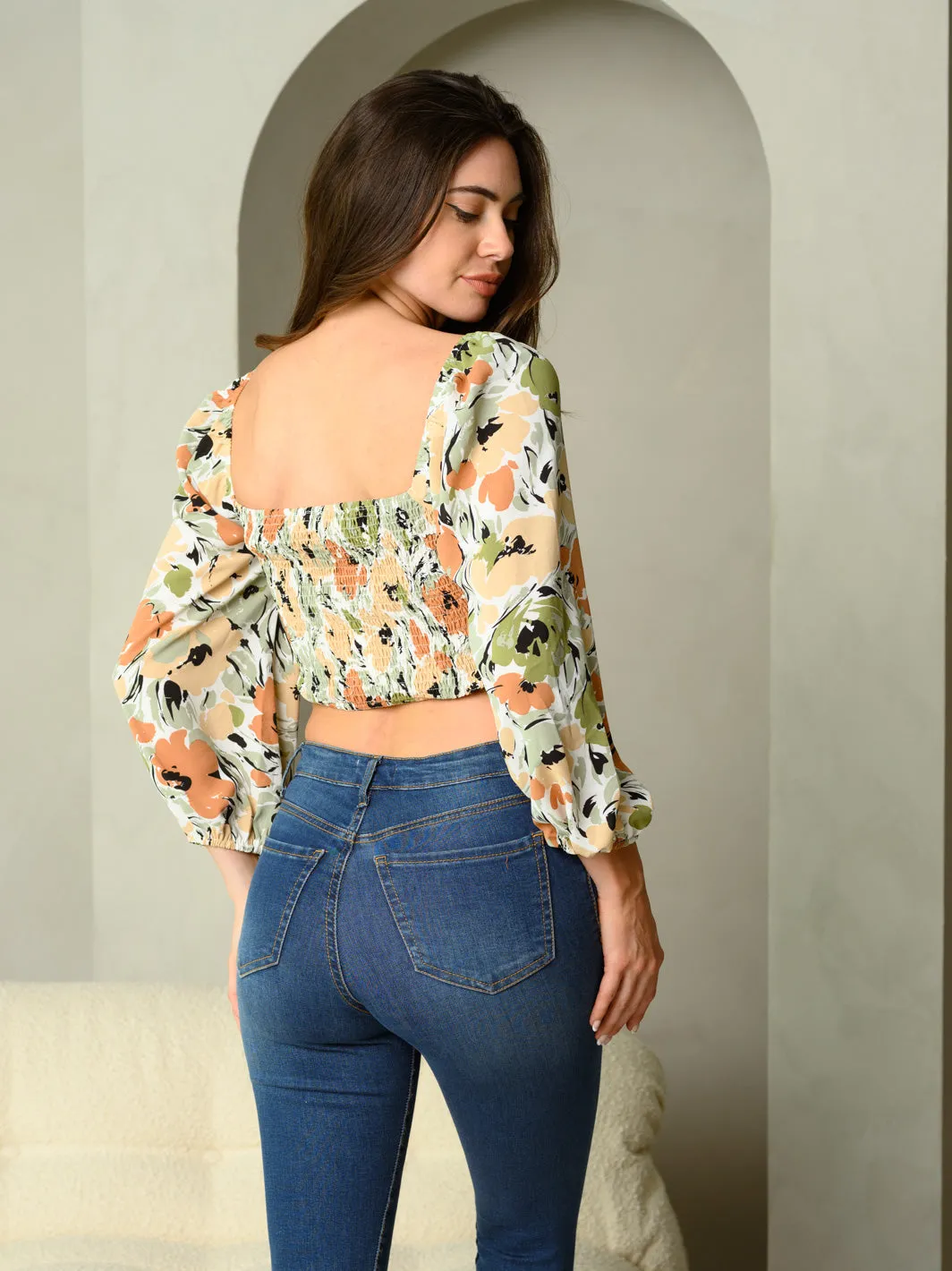 WOMEN'S LONG PUFF SLEEVE V-NECK FLORAL FRONT RUCHED CROP TOP
