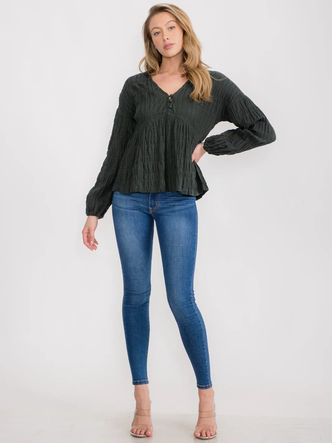 WOMEN'S LONG SLEEVE BUTTON UP V-NECK BLOUSE