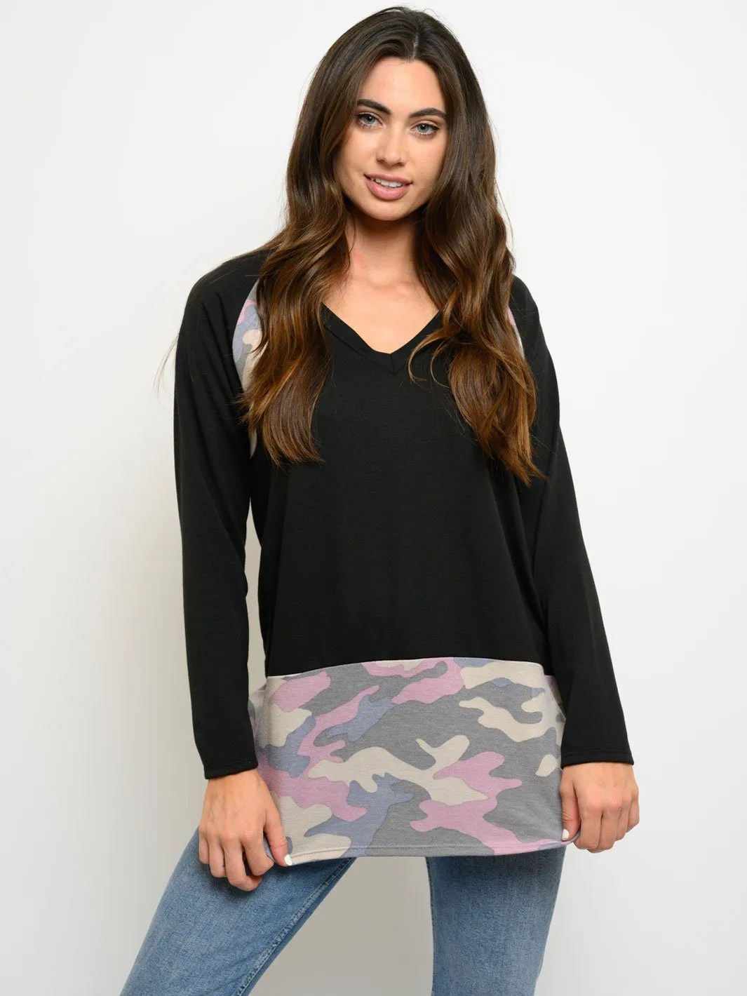 WOMEN'S LONG SLEEVE CAMO PIRINT TOP