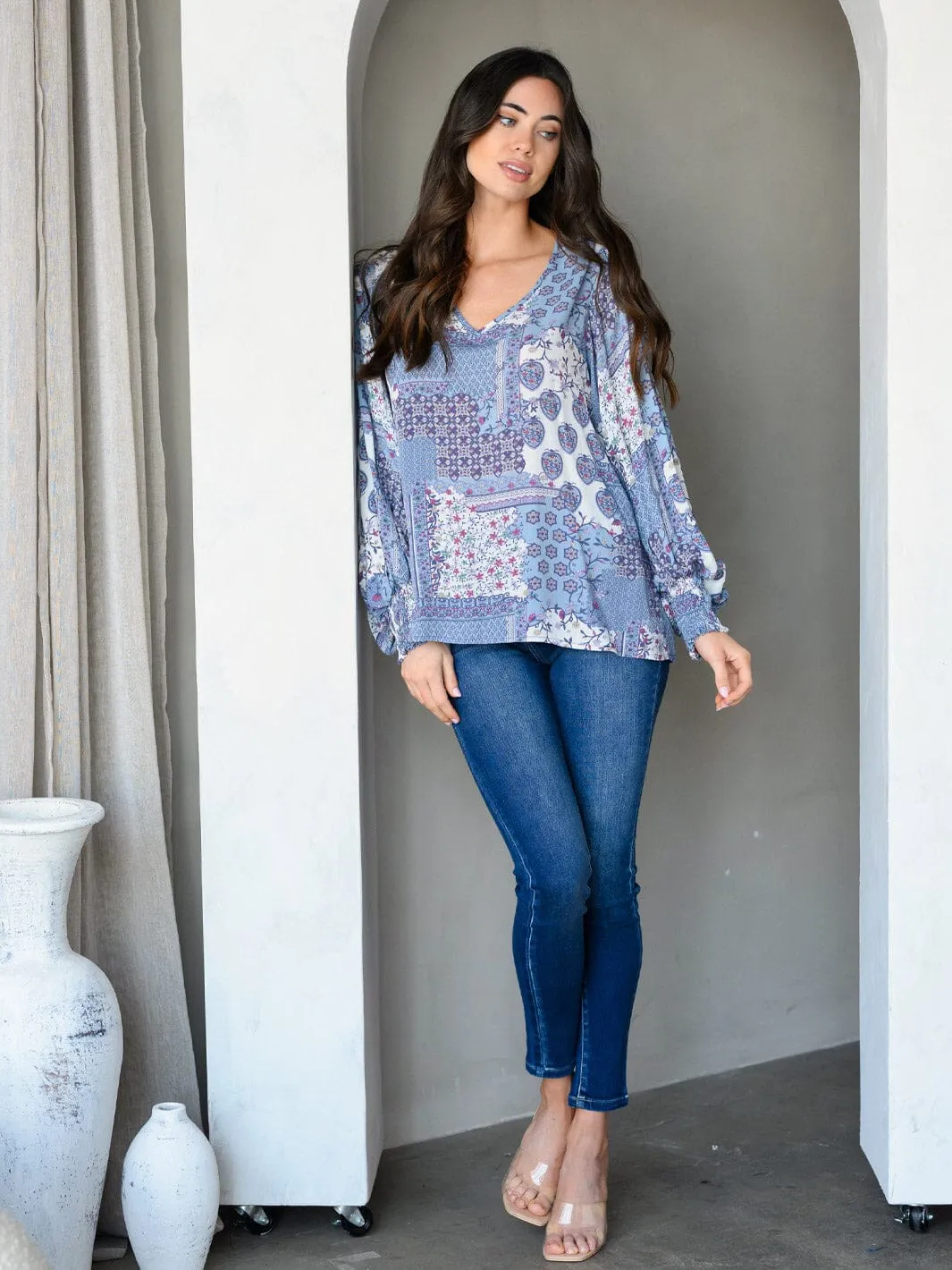 WOMEN'S LONG SLEEVE V-NECK MULTI PRINT TUNIC TOP