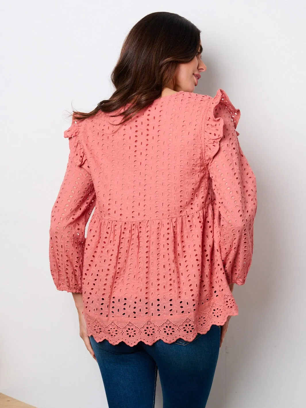 WOMEN'S LONG SLEEVE V-NECK RUFFLE EYELET BLOUSE TOP