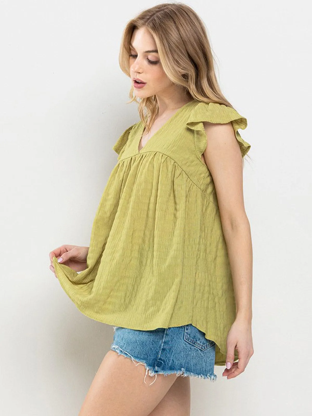 WOMEN'S SHORT RUFFLE SLEEVE V-NECK BLOUSE TOP