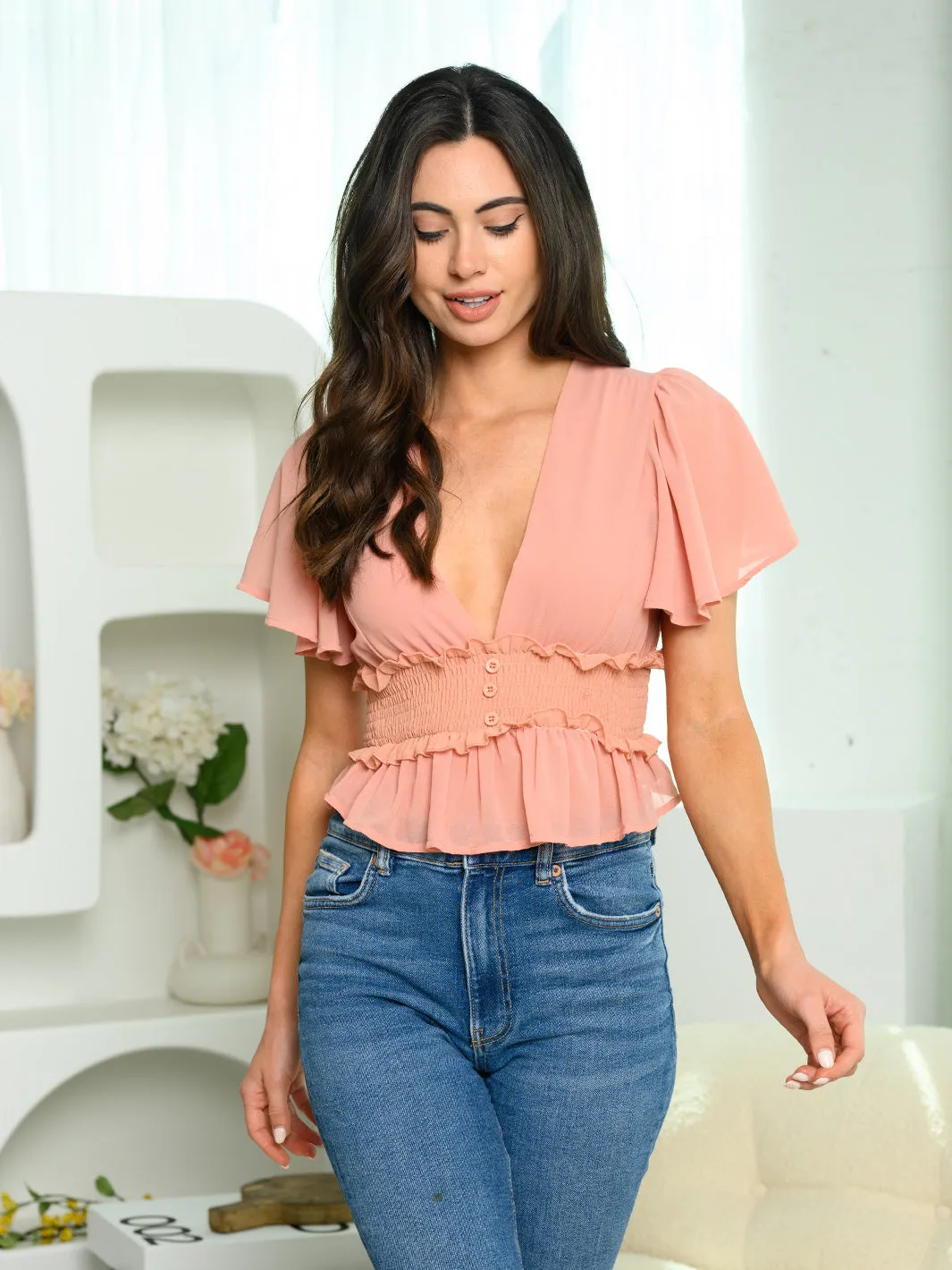 WOMEN'S SHORT SLEEVE BUTTON DETAIL RUFFLE SMOCK TOP