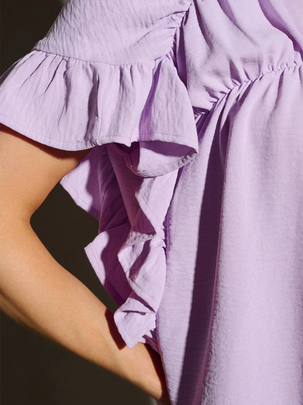 WOMEN'S SHORT SLEEVE BUTTON UP RUFFLE BLOUSE TOP