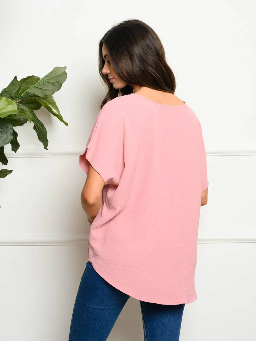 WOMEN'S SHORT SLEEVE FRONT POCKET TOP