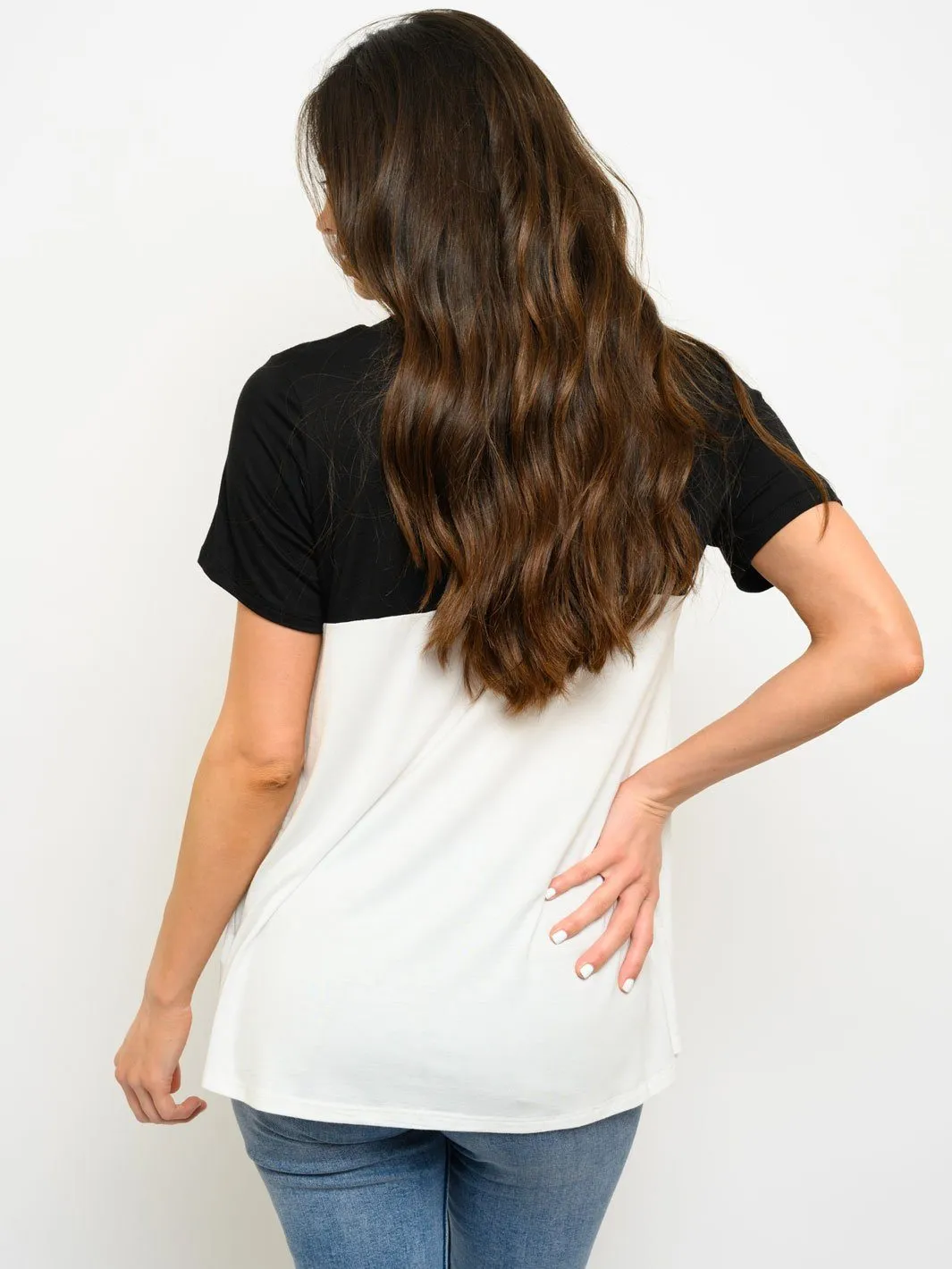 WOMEN'S SHORT SLEEVE FRONT POCKET TOP