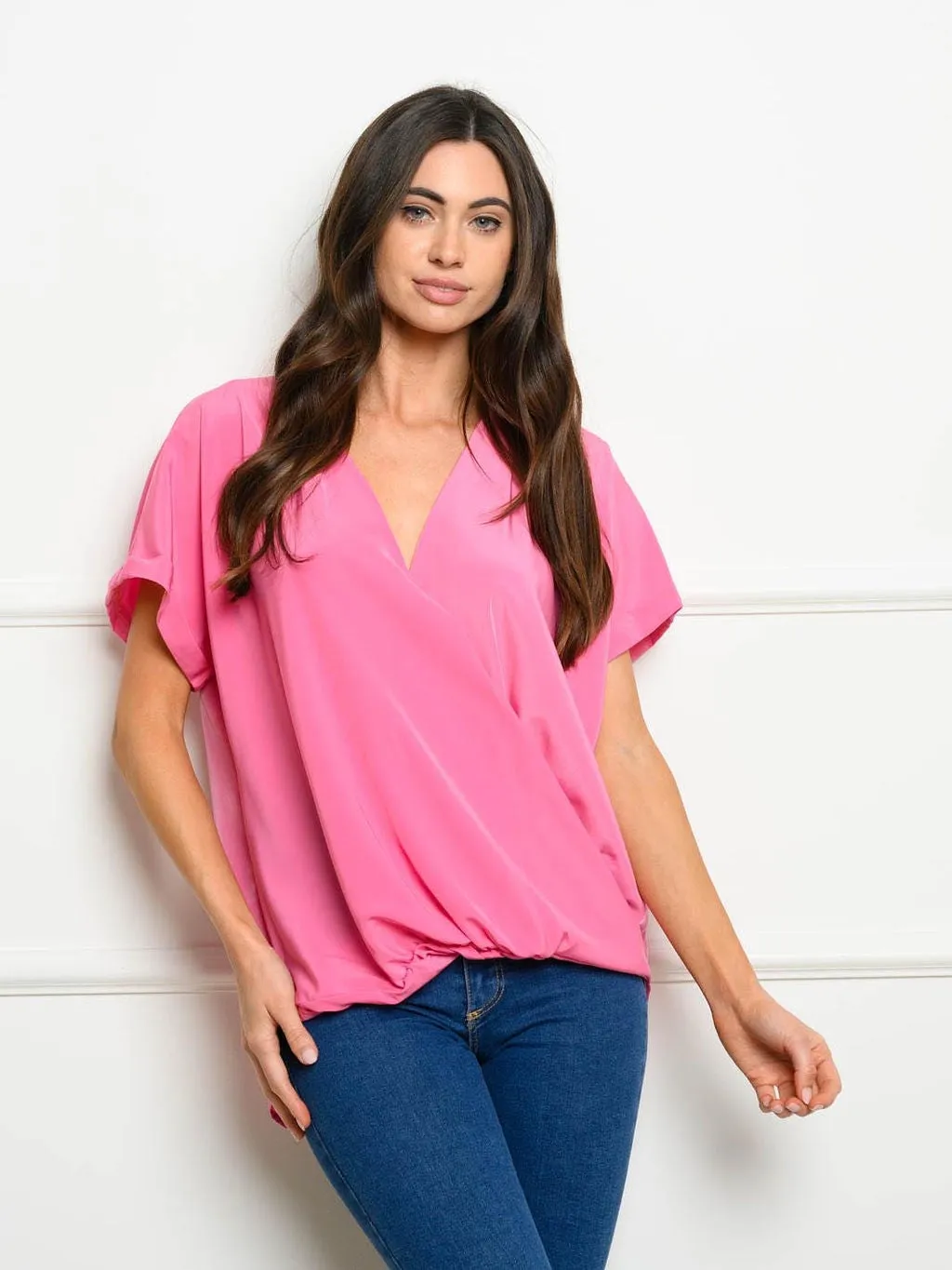 WOMEN'S SHORT SLEEVE SURPLICE TOP