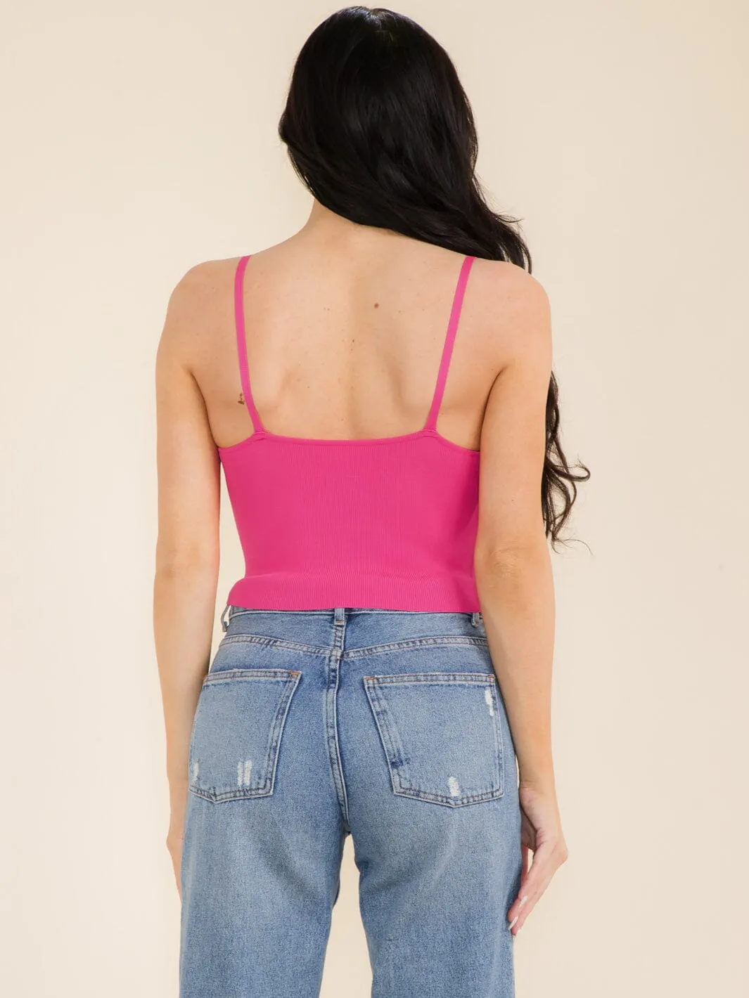 WOMEN'S SLEEVELESS V-NECK STUDS DETAILED CAMI TOP