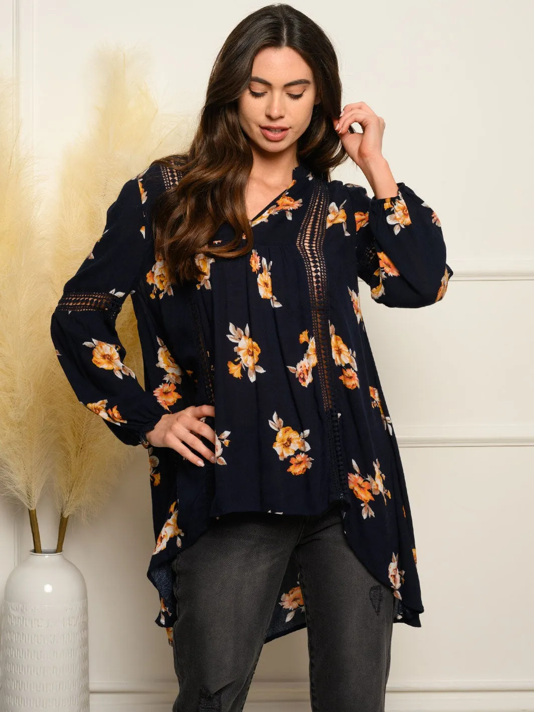 WOMEN'S V-NECK LONG SLEEVE FLORAL TOP