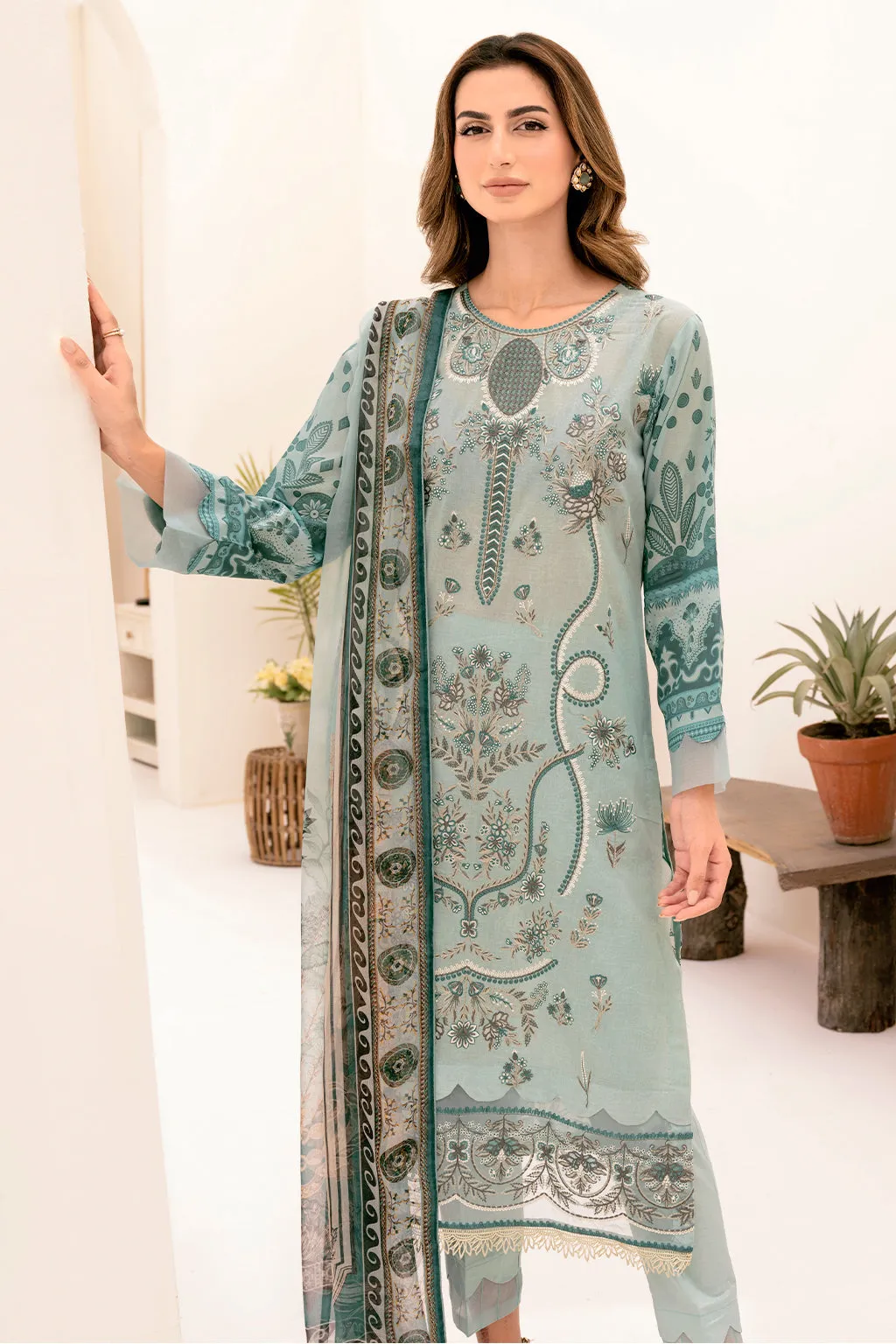 Y-709 |  Ramsha Riwayat Luxury Lawn Vol 7 Collection | Unstitched Lawn Embroidered Suits